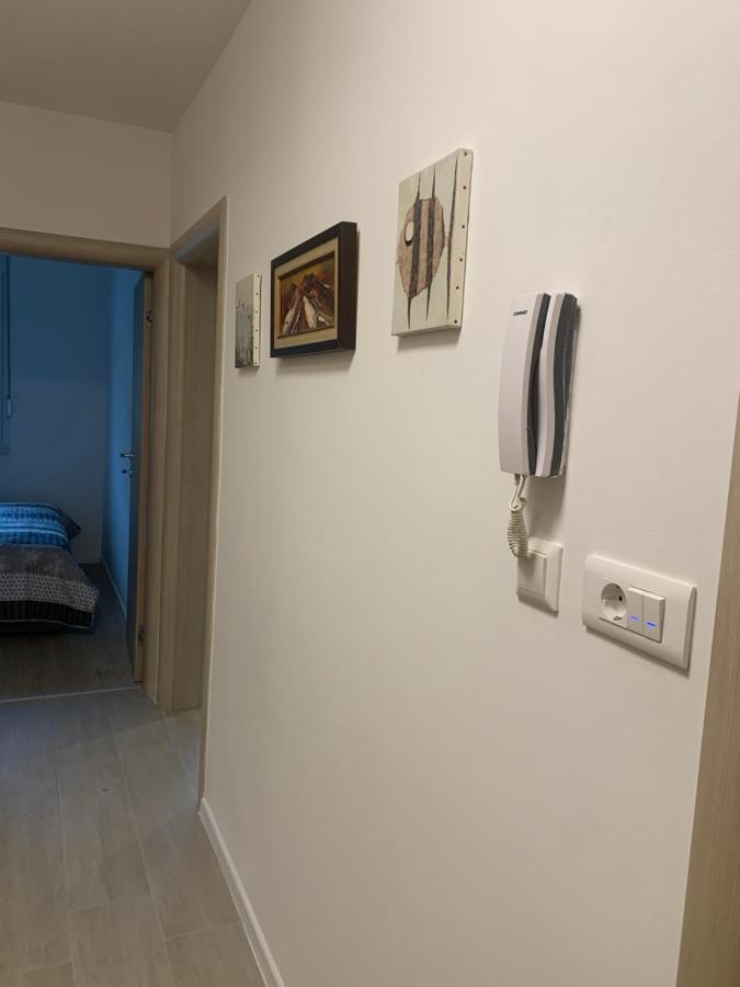 Novoureden Stan U Vitezu Daire Dış mekan fotoğraf